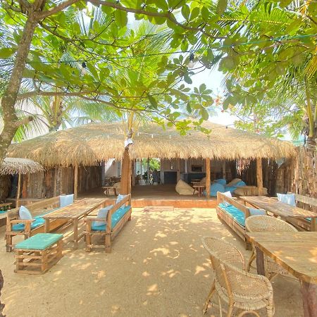 Sky Breeze Hotell Unawatuna Eksteriør bilde