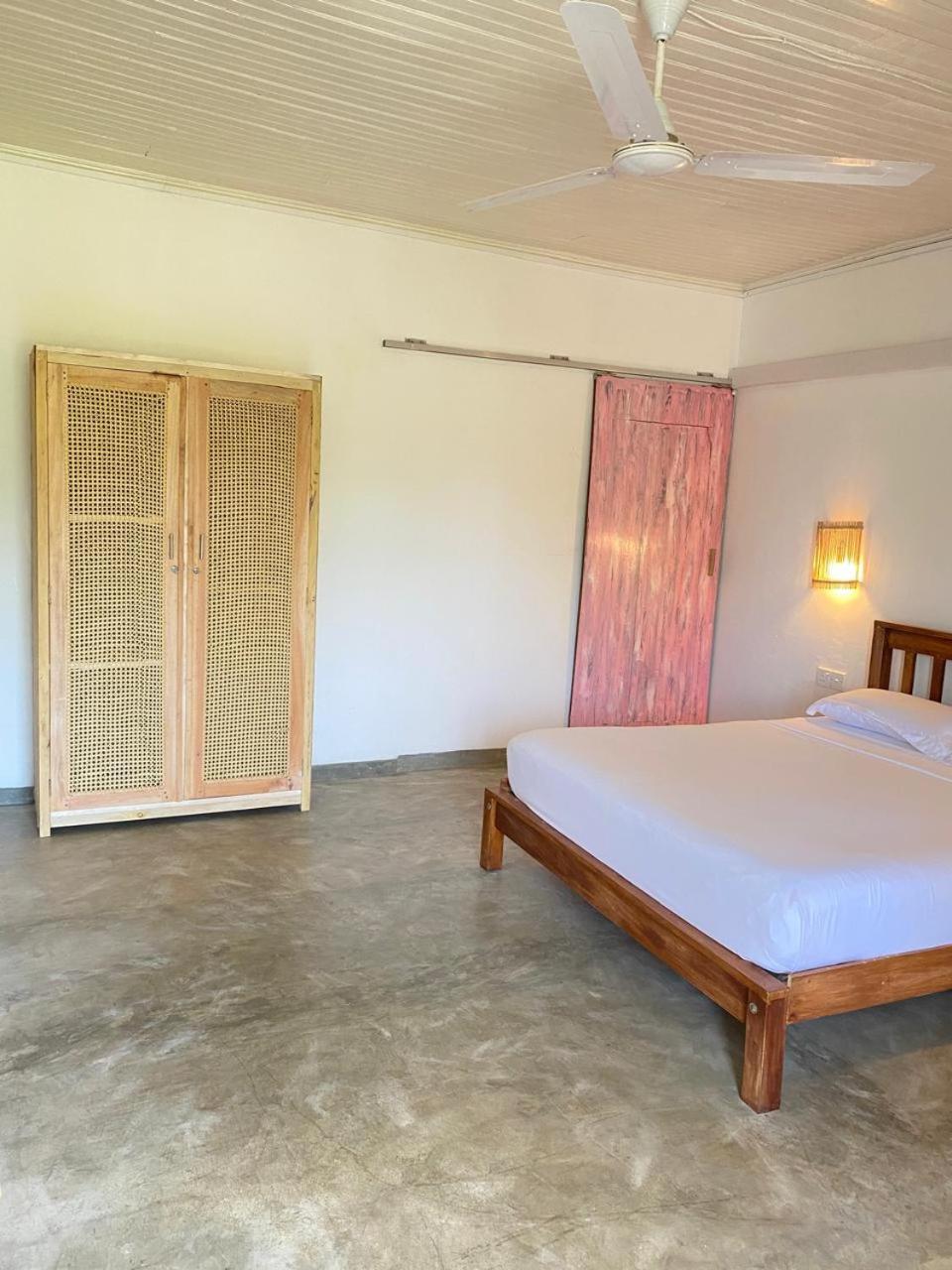 Sky Breeze Hotell Unawatuna Eksteriør bilde